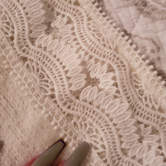 Sweater - Picture 3 of 5